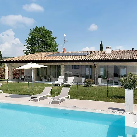 Apartment Golden Hill Bardolino