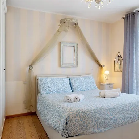 Apartment Golden Hill