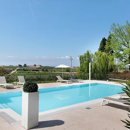 Golden Hill Apartment Bardolino